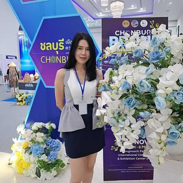 กิจกรรมออกงาน